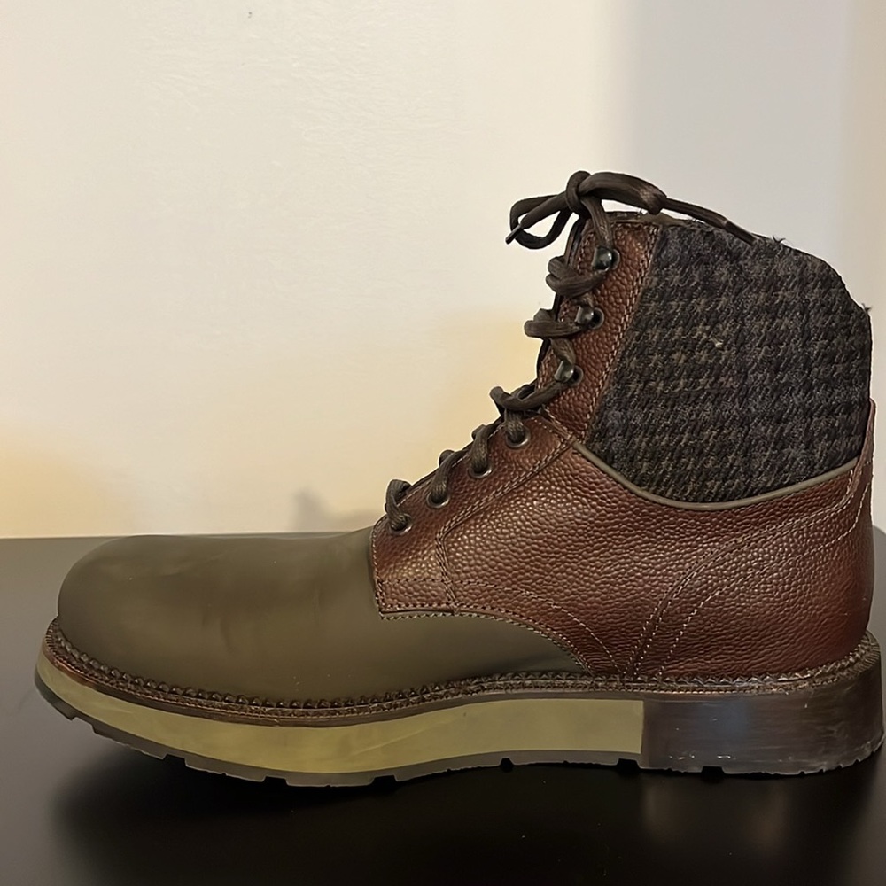 Louis Vuitton Boots - Picture 9 of 14